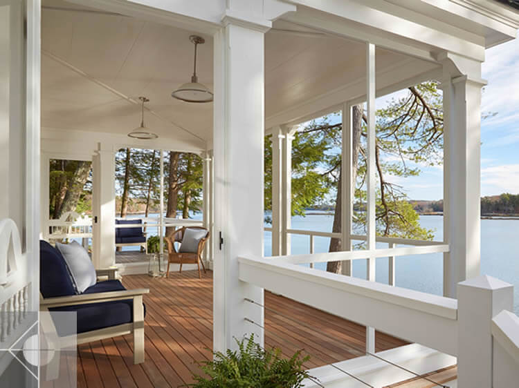 Deck in cottage in Edgecomb, Maine by Phelps Architects